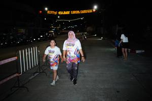 BIB: 
                            <button type="button" onclick="openModal(21794522)" class="btn btn-primary btn-sm float-right btn-popup" data-toggle="modal" data-target=".modal-high-quality">
                        <i class="fas fa-shopping-cart"></i> Add to Cart
                    </button>
                                            <button type="button" onclick="isThisMe(21794522, true)" class="btn btn-success btn-sm float-right btn-popup btn-isme hidden" data-toggle="tooltip" data-placement="bottom" title="นี่คือรูปของคุณใช่ไหม คลิกที่นี่เพื่อเอาเข้าอัลบั้ม">
                        <i class="fas fa-plus"></i> Add to album
                    </button>
                    <button type="button" onclick="isThisMe(21794522, false)" class="btn btn-warning btn-sm float-right btn-popup btn-isnotme hidden">
                        <i class="fas fa-ban"></i> Remove from album
                    </button>